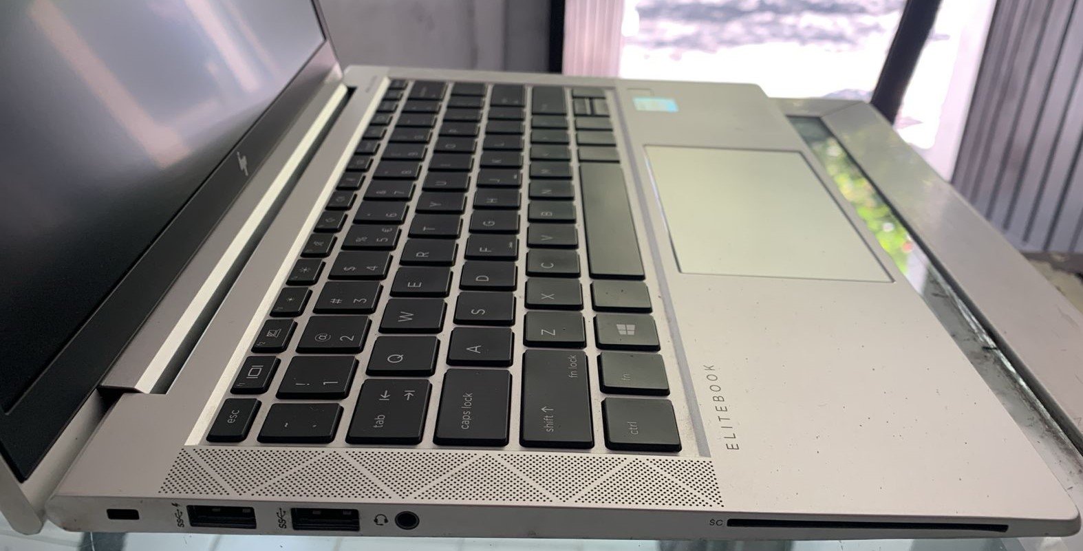 ELITEBOOK 830 G8_6