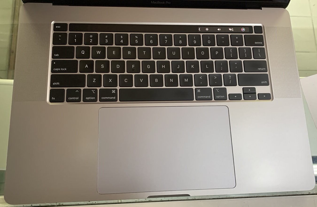 MACBOOK C9_4