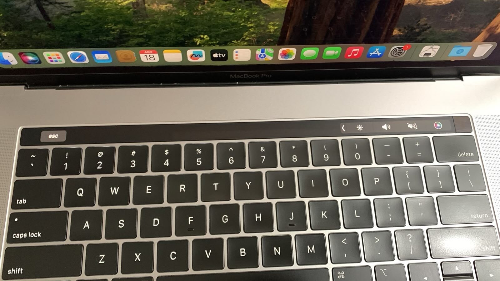 MACBOOKPROC9_8